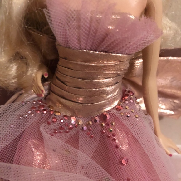 Beautiful 2009 Barbie Doll - from Barbie’s 50th Anniversary! - Picture 2 of 5